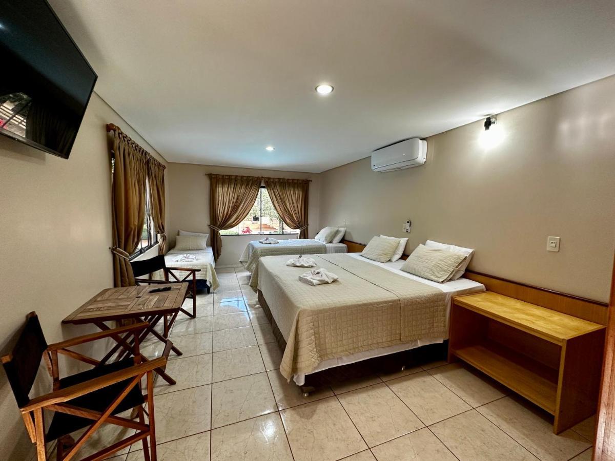 Parque Hotel Manantial Hohenau Exteriér fotografie