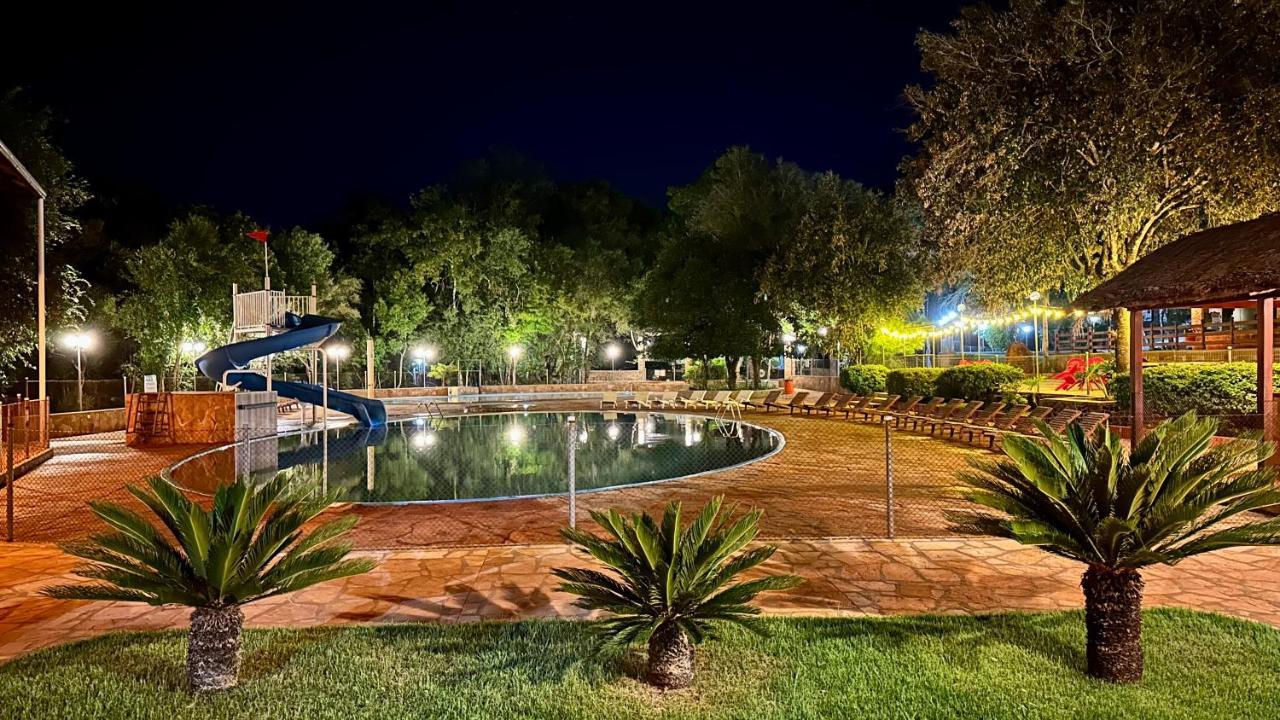 Parque Hotel Manantial Hohenau Exteriér fotografie