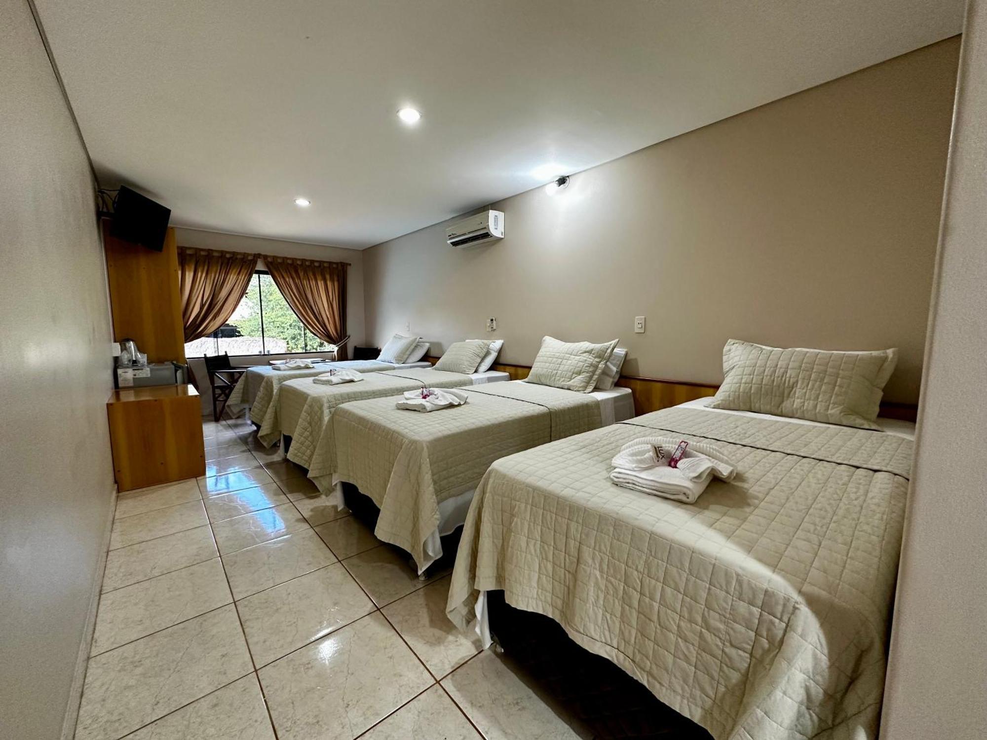 Parque Hotel Manantial Hohenau Exteriér fotografie