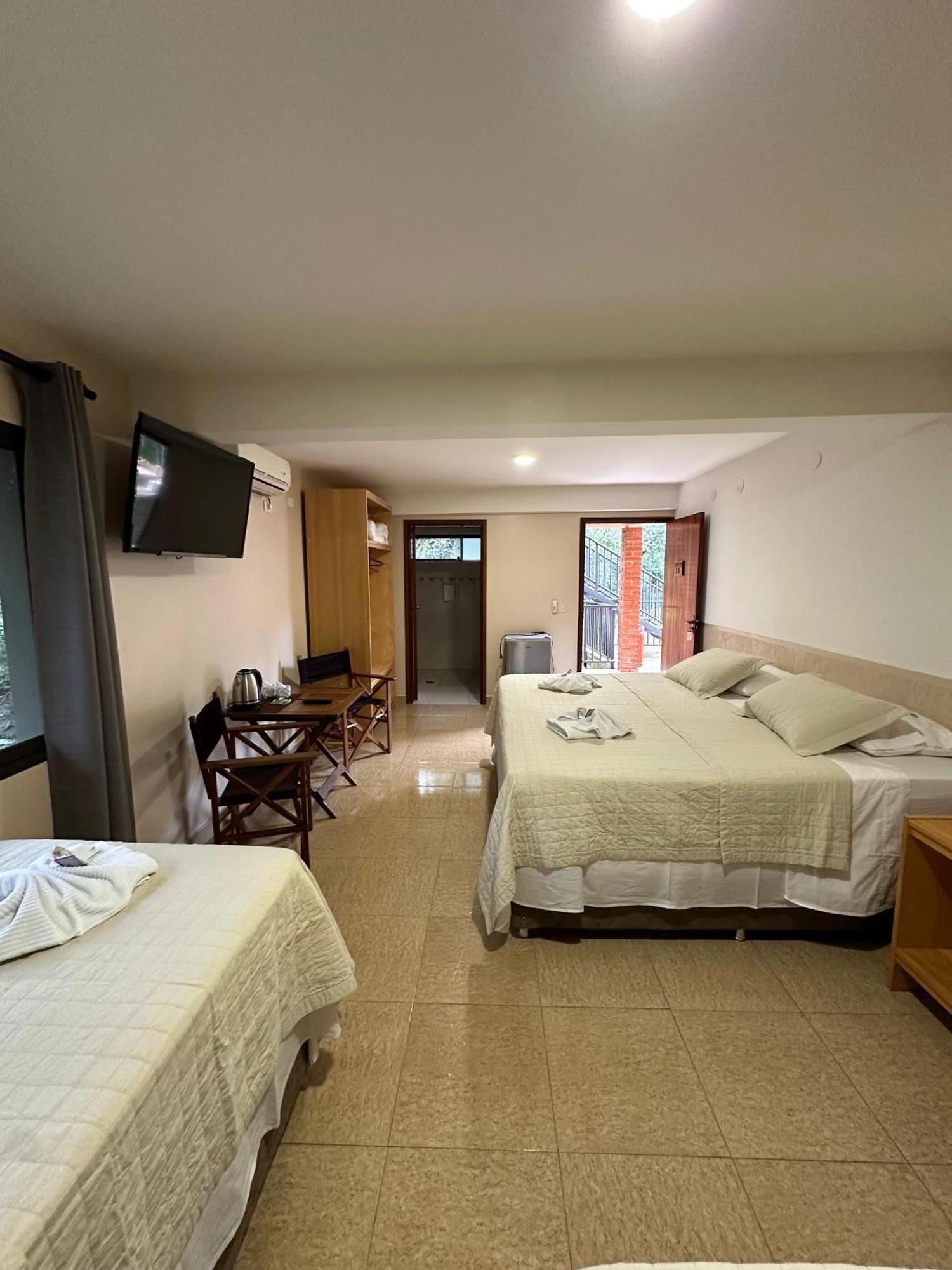 Parque Hotel Manantial Hohenau Exteriér fotografie